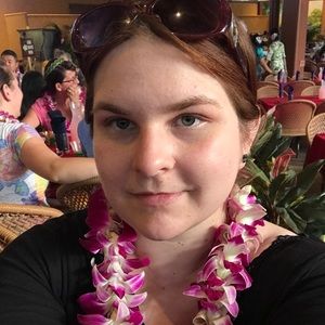 Meet your Posher, Sara